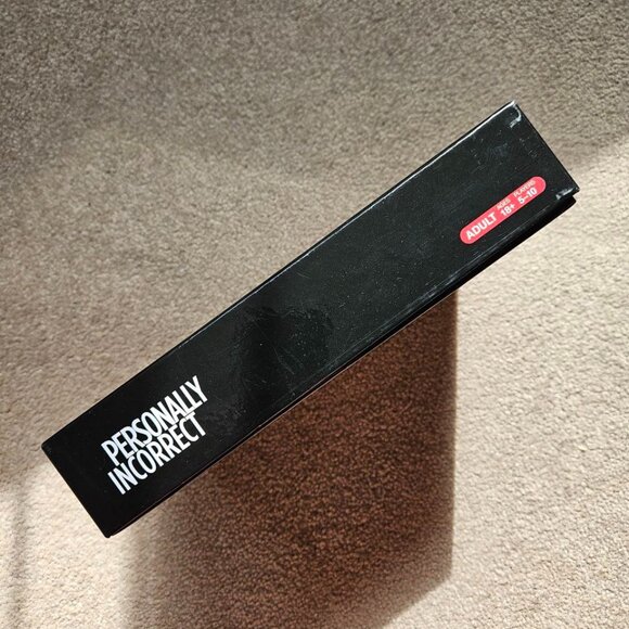 Personally Incorrect Adult 18+ Game - Board Game - Great Condition - Picture 2 of 10